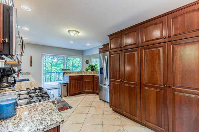 2555 Ridgefield Road, Princeton, IL 61356