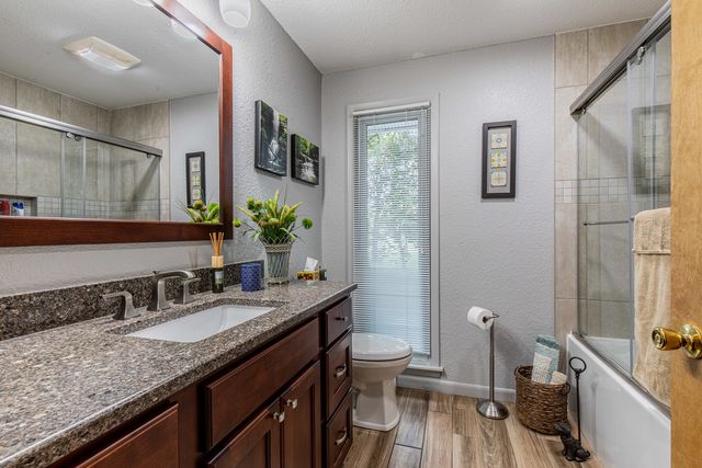 2555 Ridgefield Road, Princeton, IL 61356