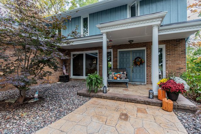 2555 Ridgefield Road, Princeton, IL 61356