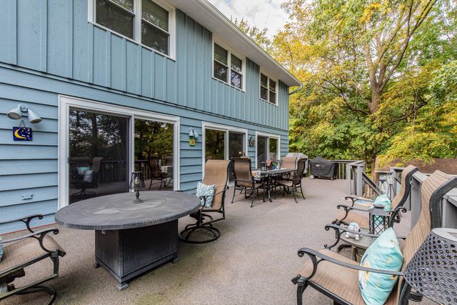 2555 Ridgefield Road, Princeton, IL 61356