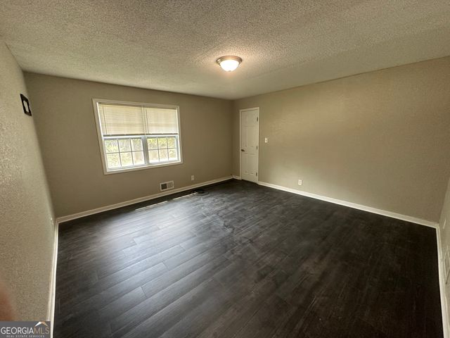 12 Ezzard Street, Lawrenceville, GA 30046
