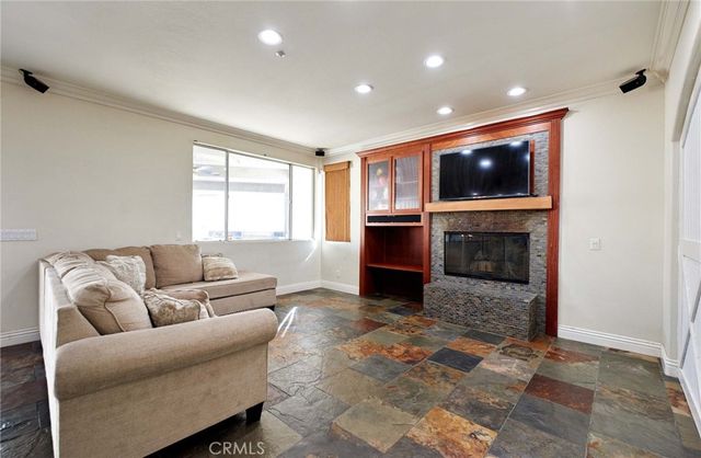 6617 Logan Avenue, Fontana, CA 92336