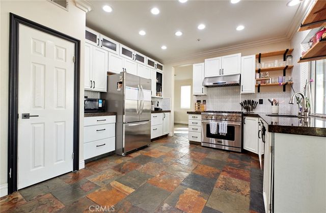 6617 Logan Avenue, Fontana, CA 92336