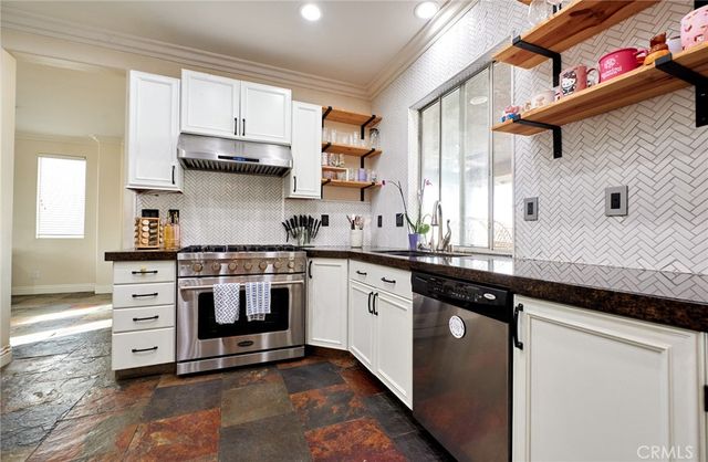 6617 Logan Avenue, Fontana, CA 92336