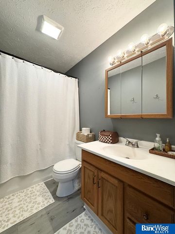 4312 Abbott Road, Lincoln, NE 68516