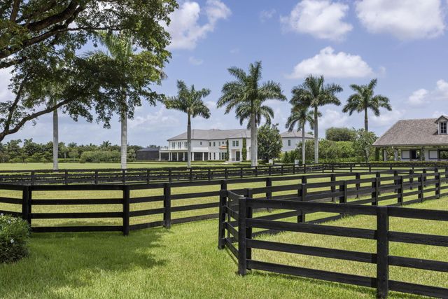 15527 Imperial Point Lane, Wellington, FL 33414