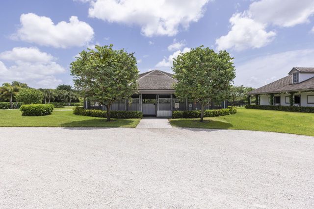 15527 Imperial Point Lane, Wellington, FL 33414