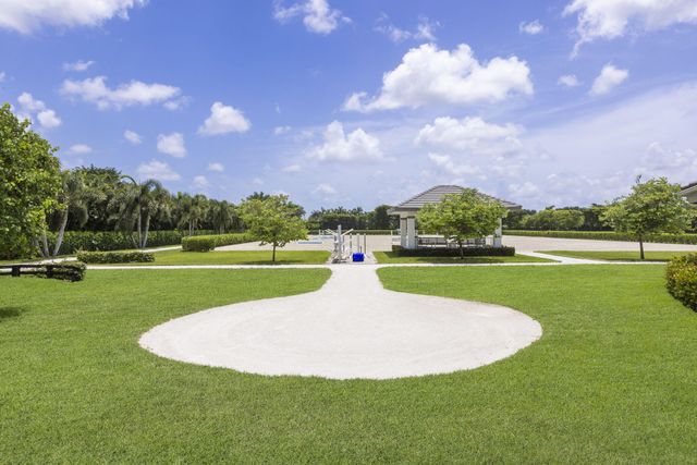 15527 Imperial Point Lane, Wellington, FL 33414