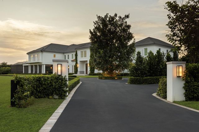 15527 Imperial Point Lane, Wellington, FL 33414