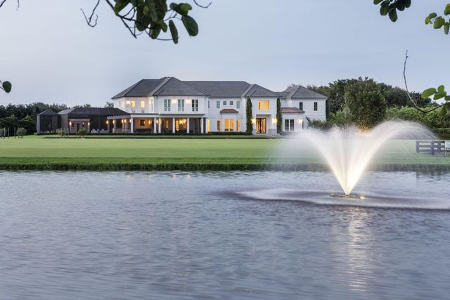 15527 Imperial Point Lane, Wellington, FL 33414