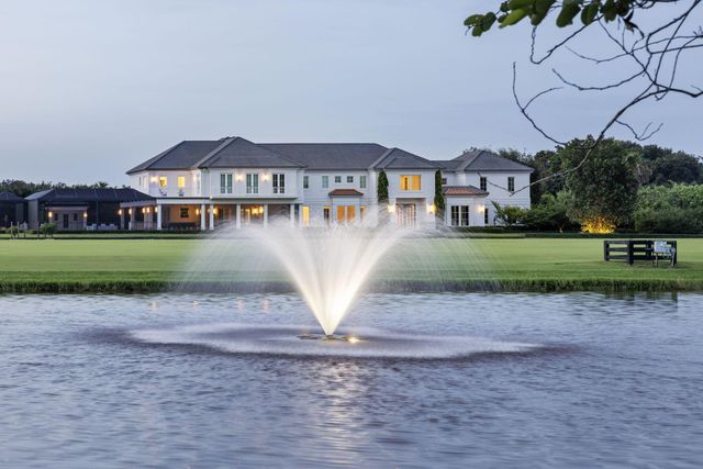 15527 Imperial Point Lane, Wellington, FL 33414