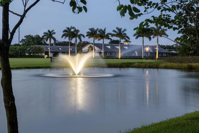 15527 Imperial Point Lane, Wellington, FL 33414