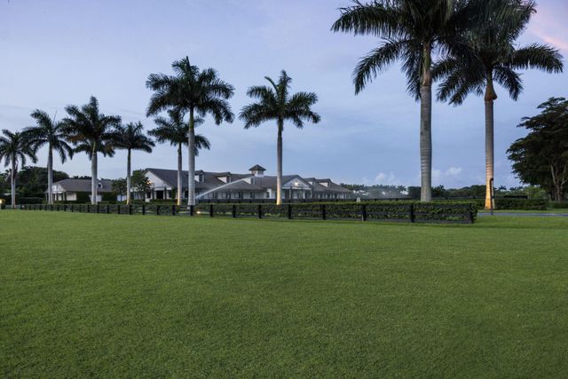 15527 Imperial Point Lane, Wellington, FL 33414