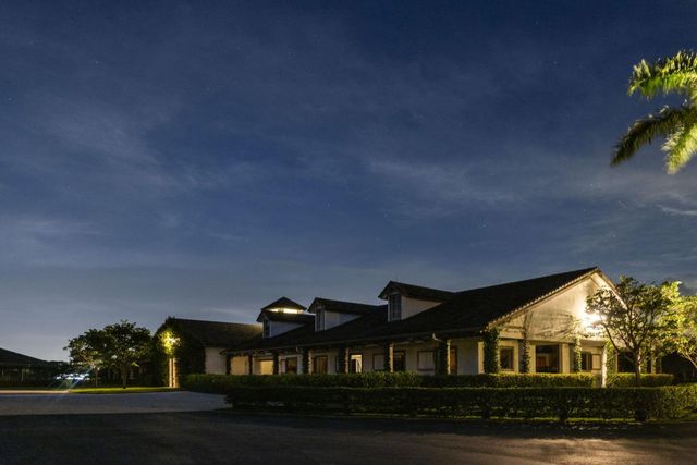 15527 Imperial Point Lane, Wellington, FL 33414