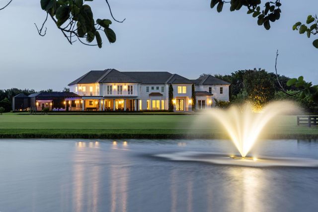 15527 Imperial Point Lane, Wellington, FL 33414