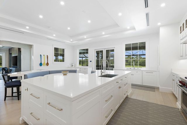 15527 Imperial Point Lane, Wellington, FL 33414