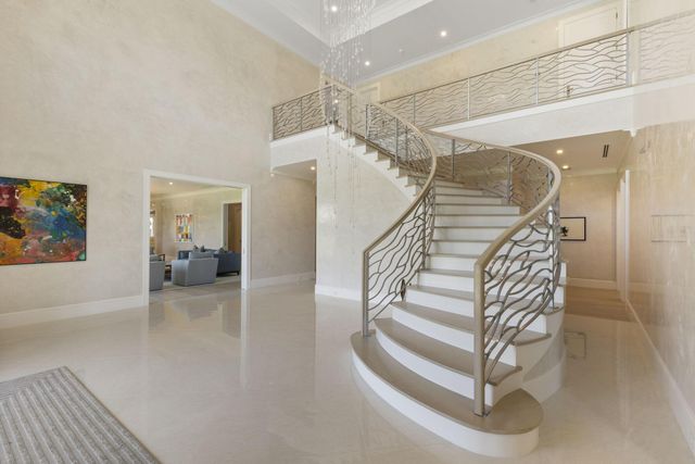 15527 Imperial Point Lane, Wellington, FL 33414