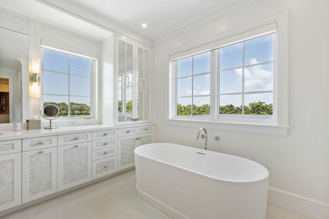 15527 Imperial Point Lane, Wellington, FL 33414