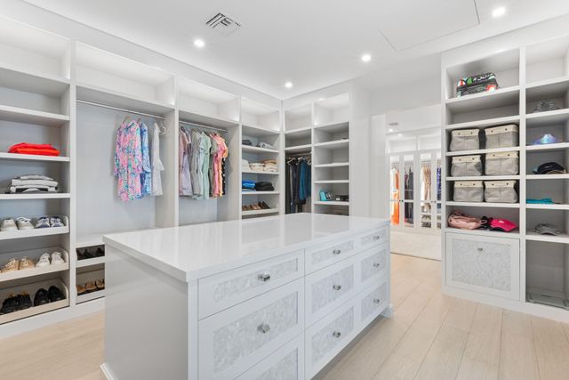 15527 Imperial Point Lane, Wellington, FL 33414