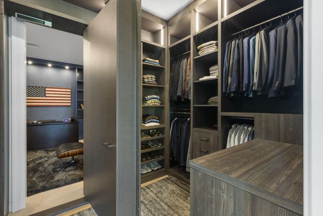 15527 Imperial Point Lane, Wellington, FL 33414