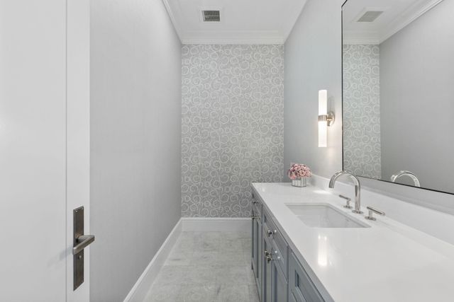 15527 Imperial Point Lane, Wellington, FL 33414