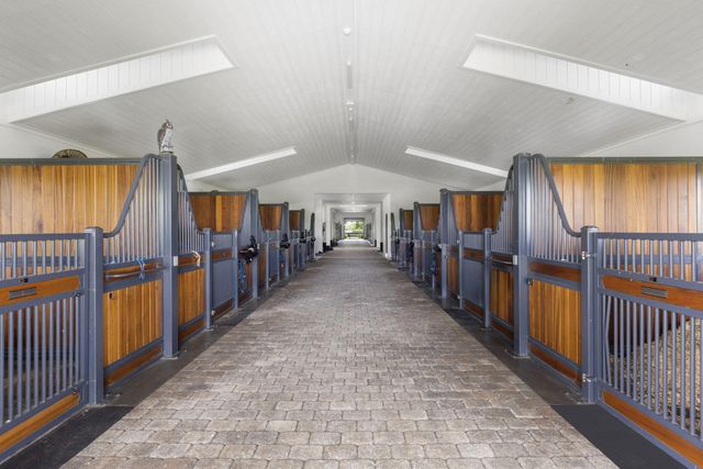 15527 Imperial Point Lane, Wellington, FL 33414