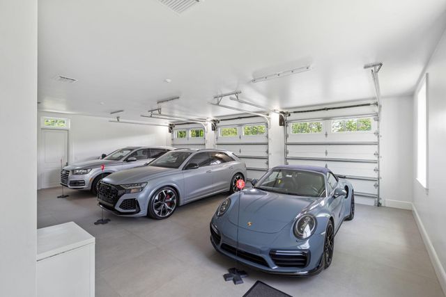 15527 Imperial Point Lane, Wellington, FL 33414