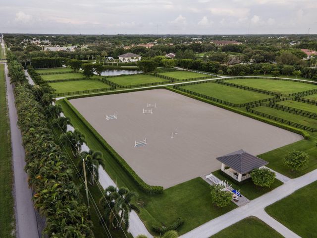 15527 Imperial Point Lane, Wellington, FL 33414