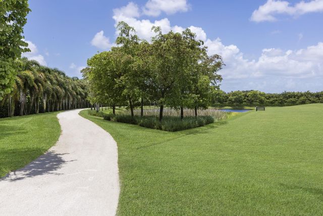 15527 Imperial Point Lane, Wellington, FL 33414