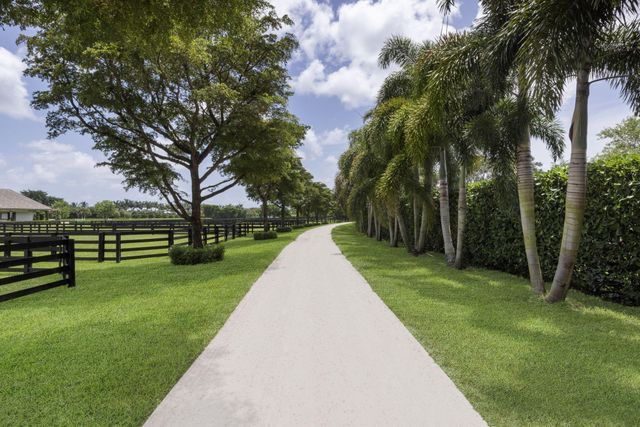 15527 Imperial Point Lane, Wellington, FL 33414