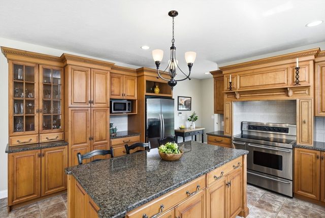 7 Stone Road, Millbury, MA 01527