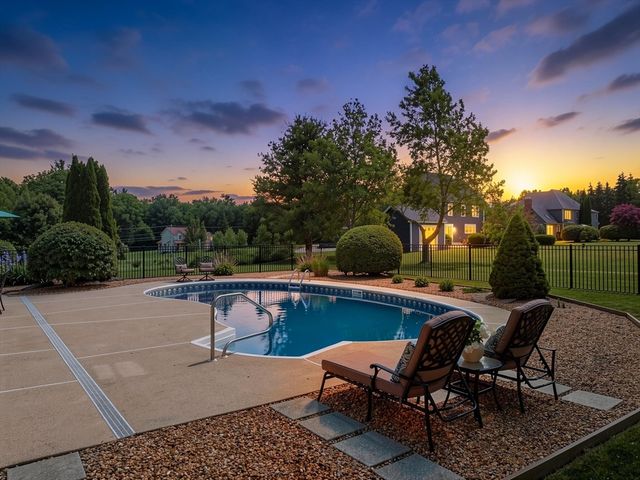 7 Stone Road, Millbury, MA 01527