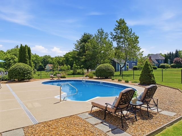 7 Stone Road, Millbury, MA 01527