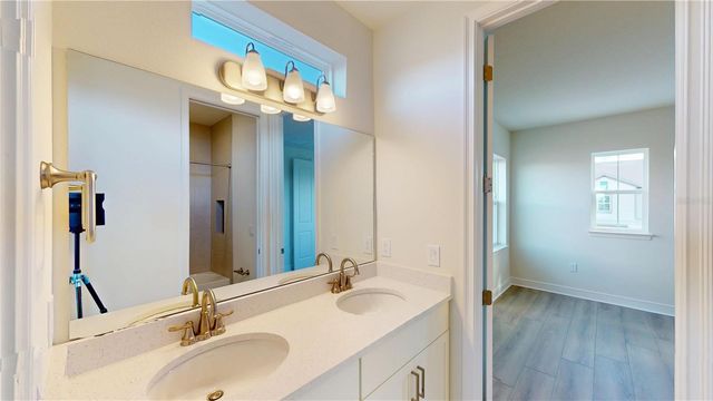 10173 GOBAT ALLEY, Orlando, FL 32827