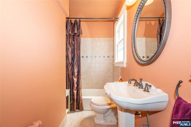 5 Myrtle Avenue, Caldwell, NJ 07006