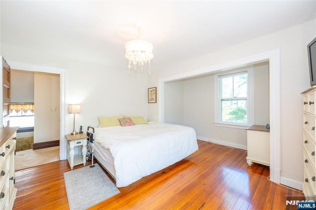 5 Myrtle Avenue, Caldwell, NJ 07006