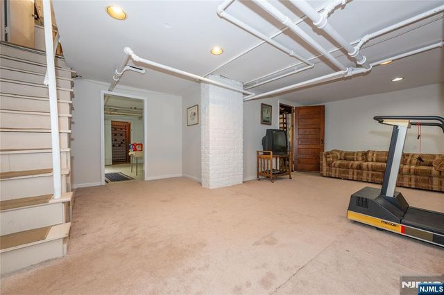 5 Myrtle Avenue, Caldwell, NJ 07006