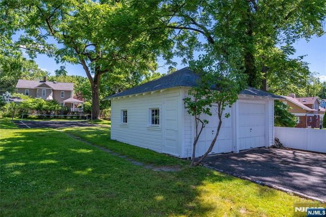 5 Myrtle Avenue, Caldwell, NJ 07006