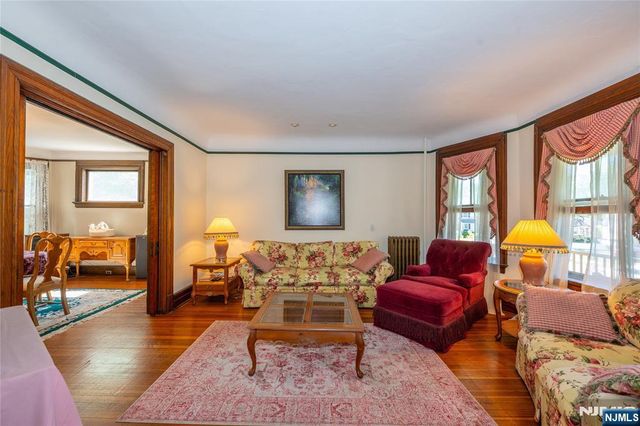 5 Myrtle Avenue, Caldwell, NJ 07006