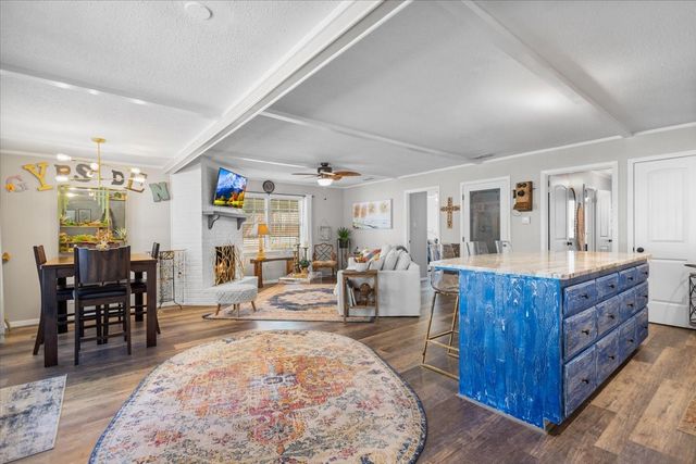 333 Lakeview Drive, Hideaway, TX 75771