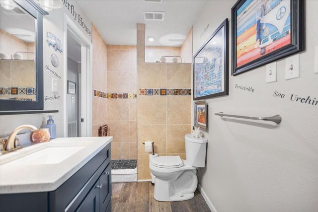 333 Lakeview Drive, Hideaway, TX 75771