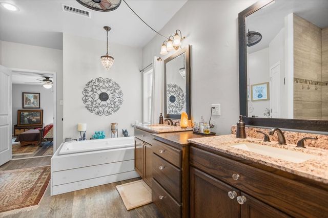 333 Lakeview Drive, Hideaway, TX 75771