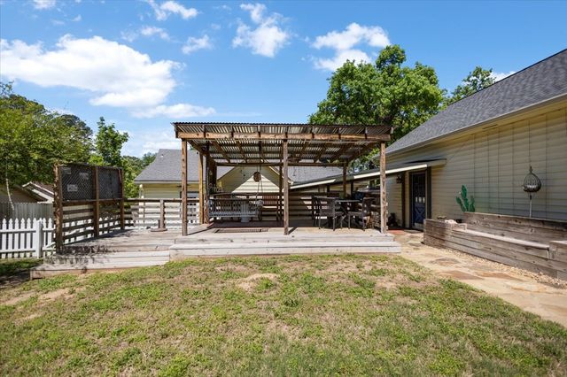 333 Lakeview Drive, Hideaway, TX 75771