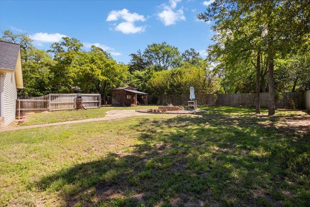 333 Lakeview Drive, Hideaway, TX 75771
