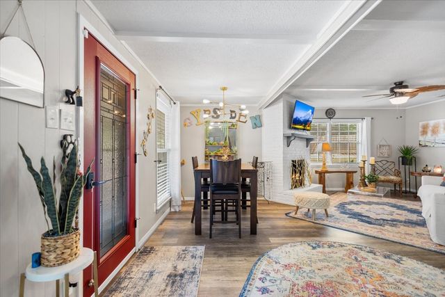 333 Lakeview Drive, Hideaway, TX 75771