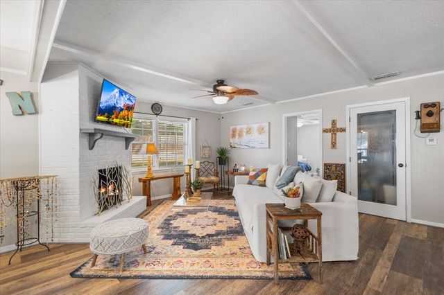 333 Lakeview Drive, Hideaway, TX 75771