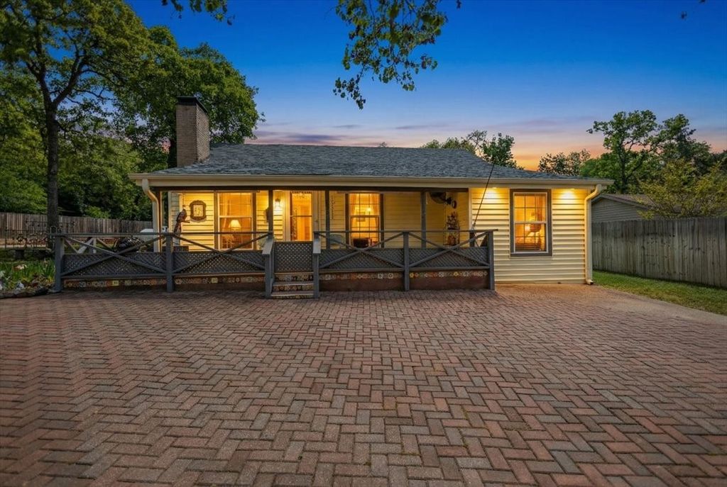 333 Lakeview Drive, Hideaway, TX 75771