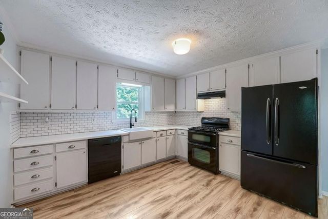 1504 Mill Creek Court SW, Marietta, GA 30008