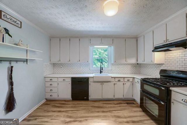 1504 Mill Creek Court SW, Marietta, GA 30008