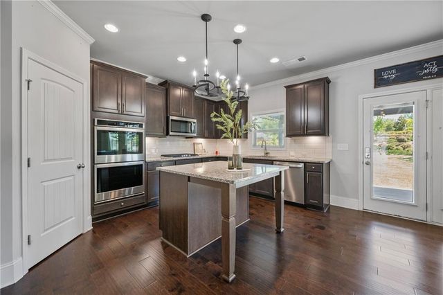 6780 Rambling Vale, Cumming, GA 30028